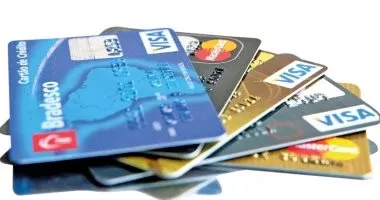 النيابة تحقق مع عاطل استولى على أموال المواطنين بزعم تحديث بياناتهم البنكية