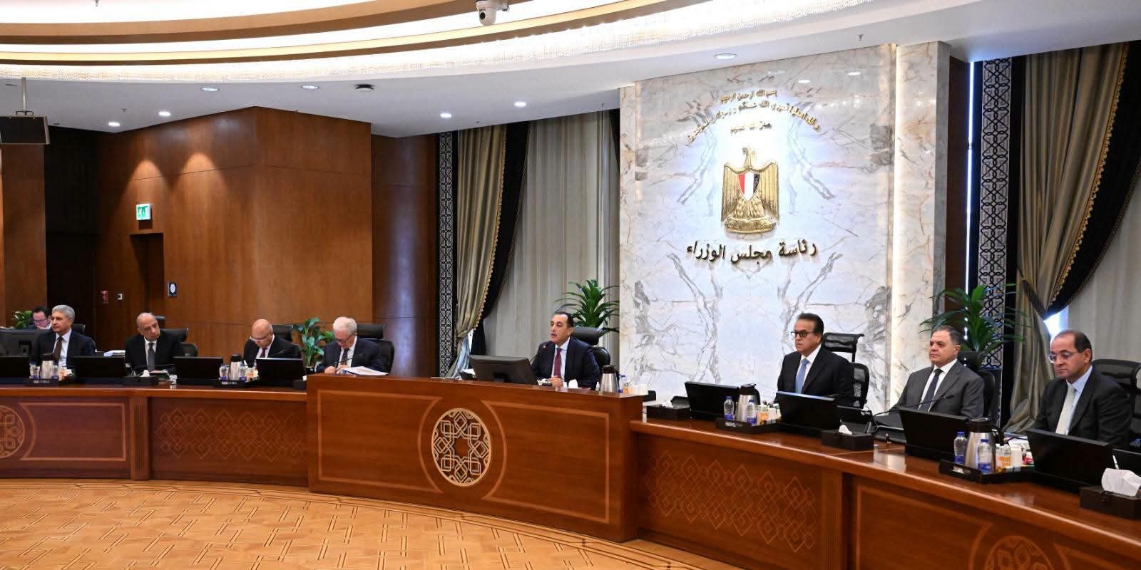 مدبولي يهنئ رئيس وأعضاء «النواب» بانطلاق دور الانعقاد الثاني ويوجه الحكومة بتعزيز التعاون