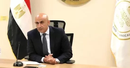 عليمات وزارة التربية والتعليم بشأن تسليم واسترداد جهاز التابلت لطلاب الأول الثانوي