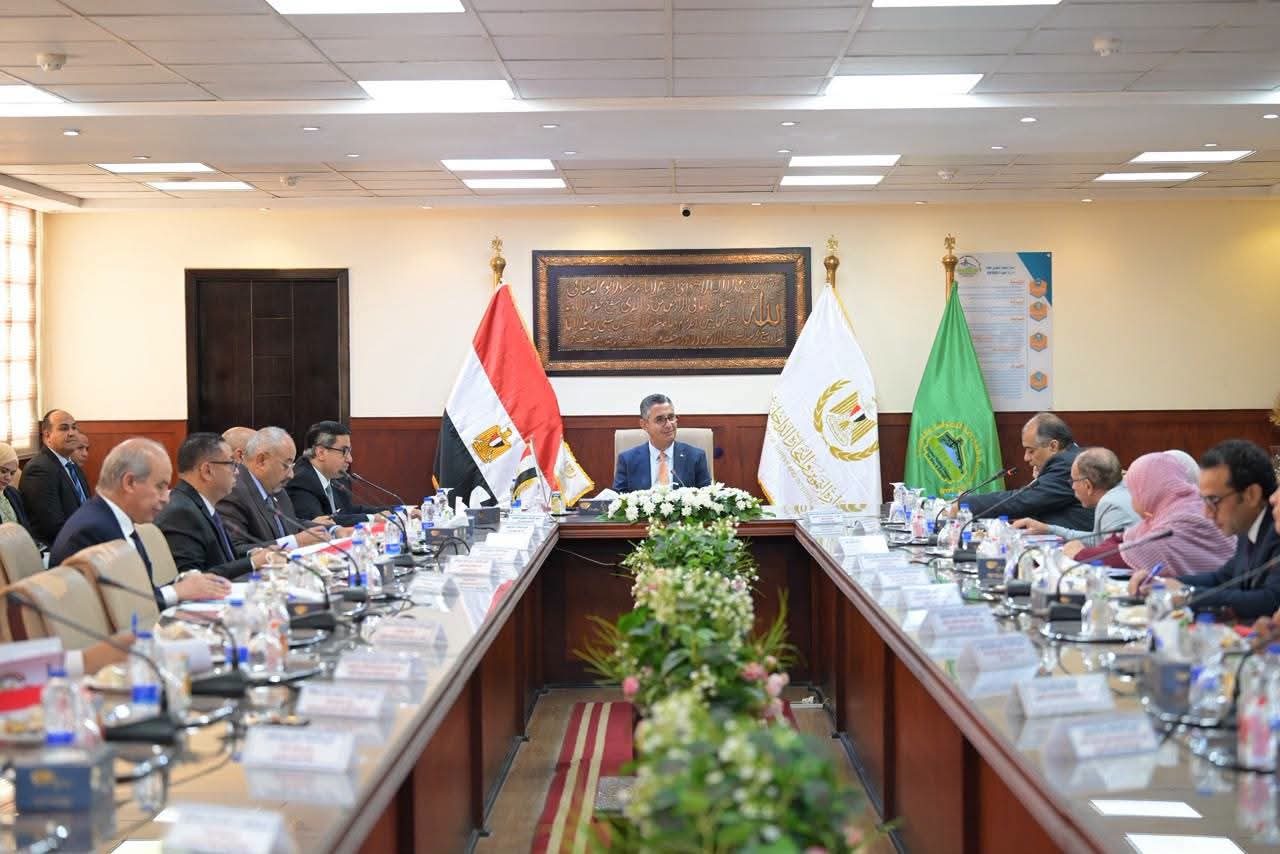 وزير التموين: تأمين الاحتياطي الاستراتيجي من السلع الأساسية أولوية لضمان استقرار الأسواق وتلبية احتياجات المواطنين