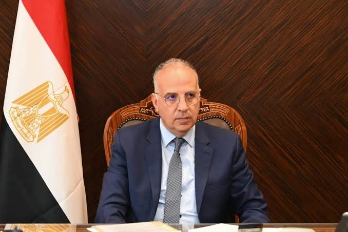 وزير الري