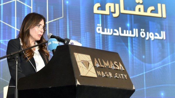 وزيرة الإسكان