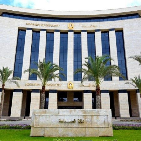 الصناعة