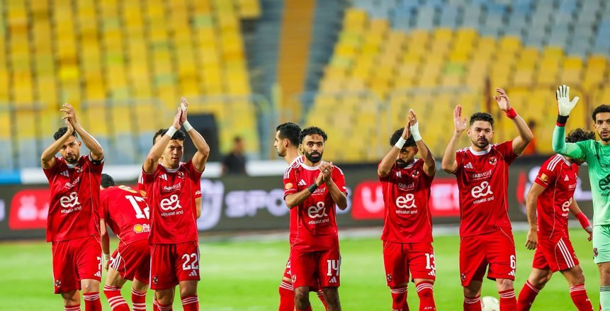 الأهلي يرسم ملامح خطة التعافي بعد خسارة إفريقيا والدوري.. والكونفدرالية بوابة العودة