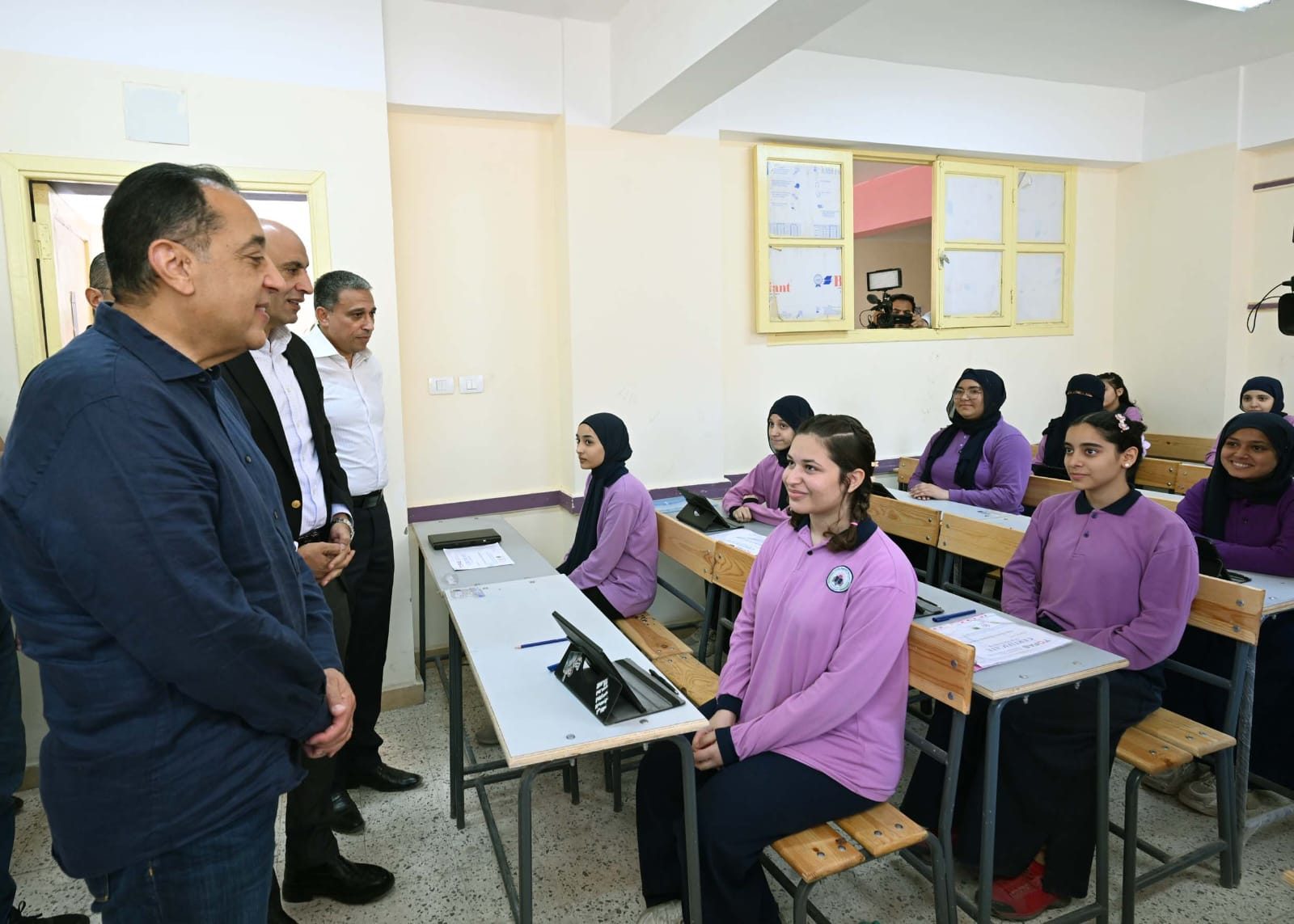 جولة تفقدية لرئيس الوزراء
