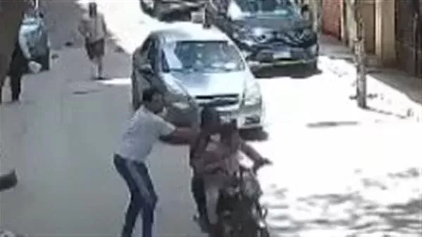 لحظة سرقة مقاول فيصل