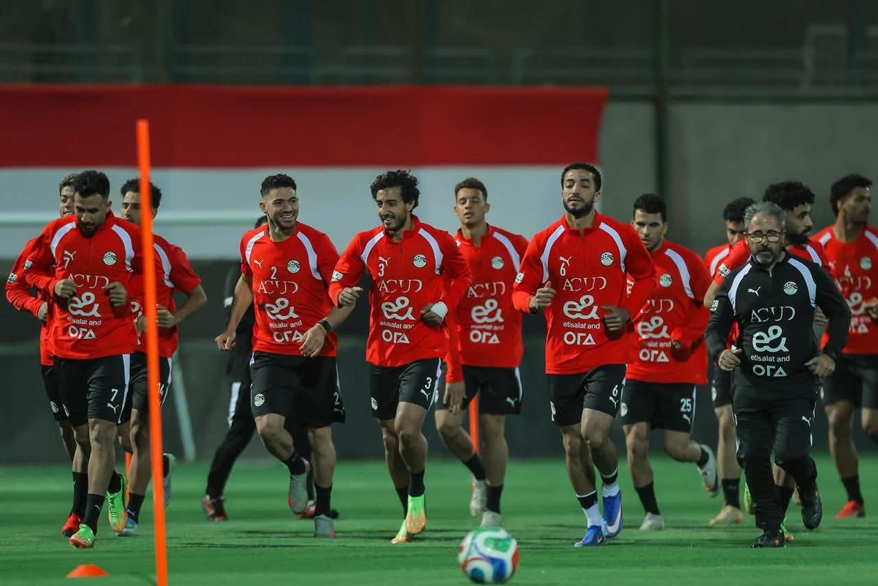 مران الفراعنة يكتمل بـ23 لاعبًا قبل ودية روسيا.. وربيعة يشارك في المران