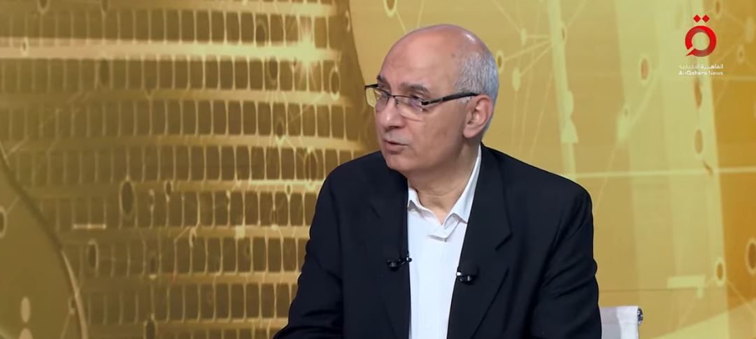 الدكتور ياسر ثابت الكاتب والمحلل السياسي
