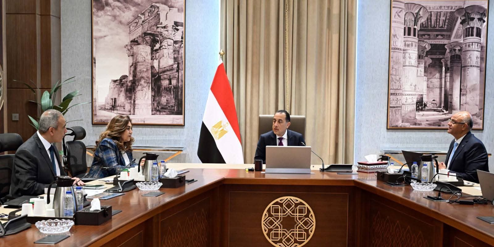 مدبولي يتابع خطط التطوير بالإسكندرية
