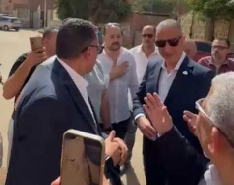 كيف أنصف محافظ الجيزة الصحفيين بعد موقف مثير من مدير التعليم بالجيزة ؟
