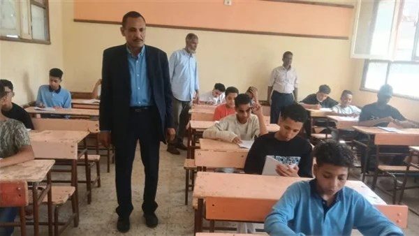امتحانات الشهادة الإعدادية