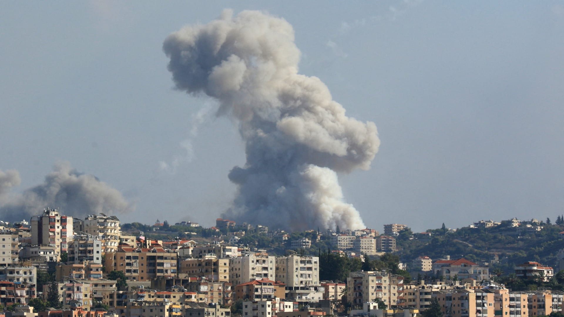 أسرائيل تقصف لبنان