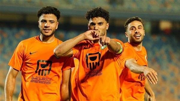 صراع بين الأهلي وبيراميدز على أسامة فيصل.. والبنك الأهلي يجدد للرمادي