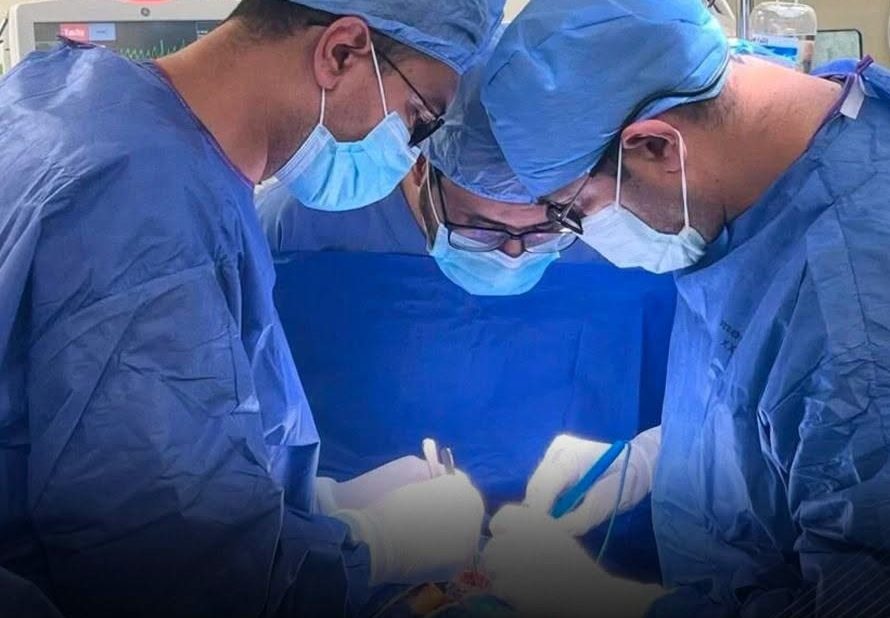 نجاح أول جراحة معقدة بقاع الجمجمة بمجمع الإسماعيلية الطبي