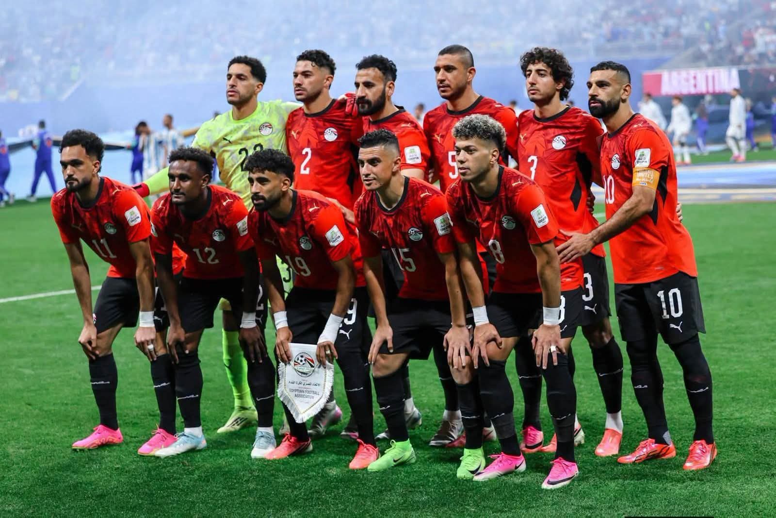 مدبولي للفراعنة: فخورون بكم.. وكنتم نموذجًا مشرفًا لكرة القدم المصرية