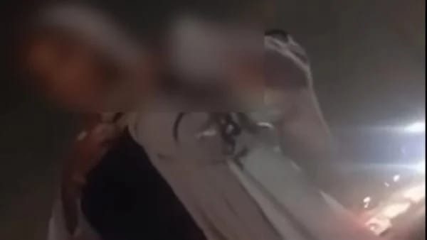الفتاة