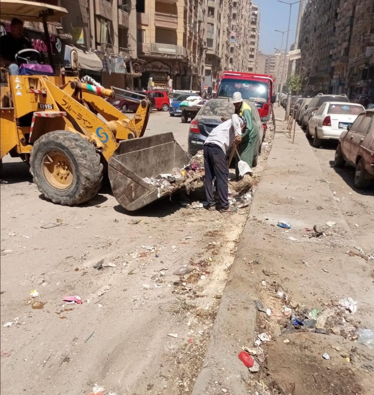 محافظ الجيزة يتفقد قطاعات بالهرم والعمرانية والطالبية وجنوب الجيزة ويرصد مخالفات وتراكمات قمامة ومخازن فرز