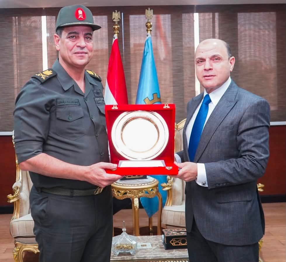 اللقاء
