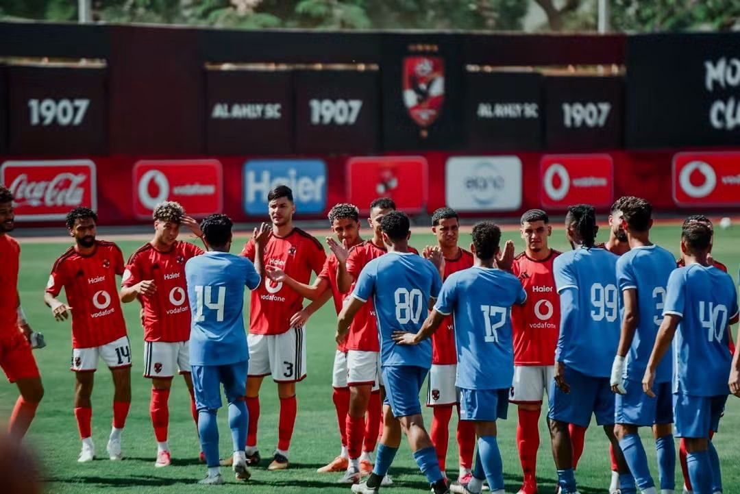 الأهلي يتغلب على ديلفي ودياً بهدفي بن جديدة و أقطاي عبدالله