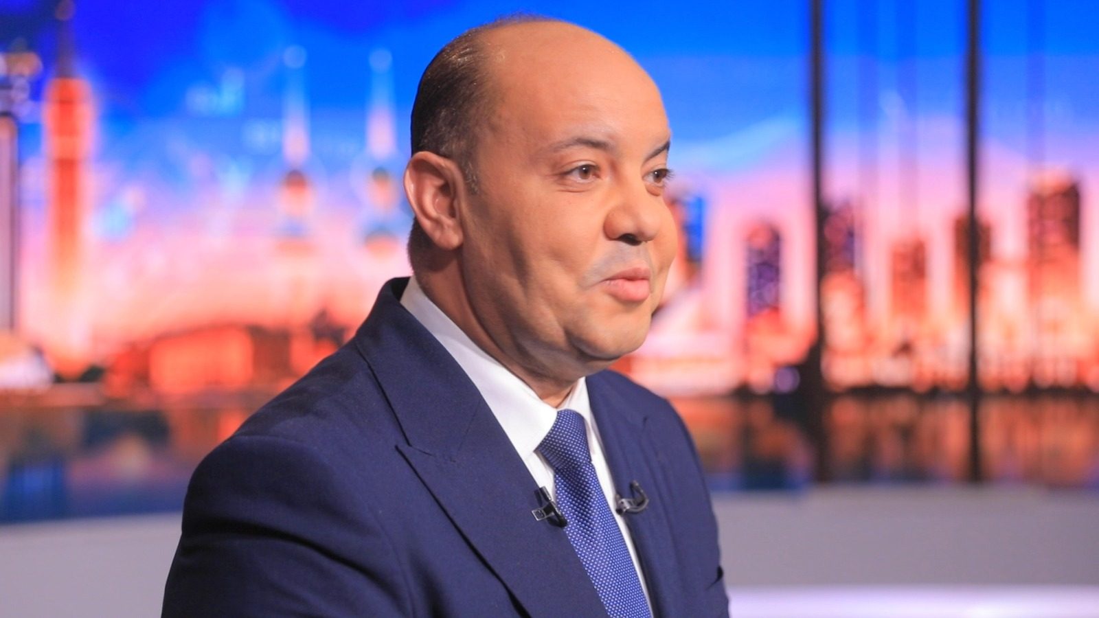 الاعلامي محمد ناقد