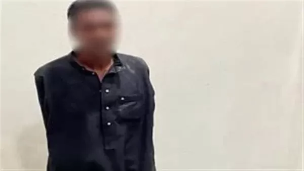 بعد محاولة نقله للعلاج.. ضبط شخص اعتدى على شقيقه بآلة حادة في الأقصر