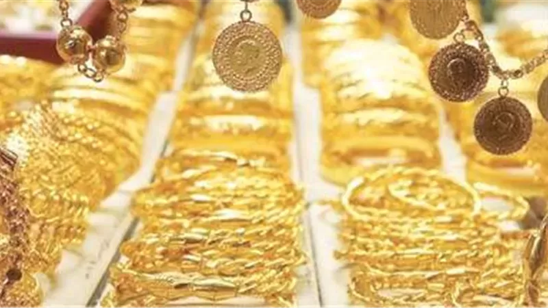 تعرف على أسعار الذهب اليوم الجمعة.. وعيار 24  يستقر عند 7082 جنيهًا بعد موجة هبوط