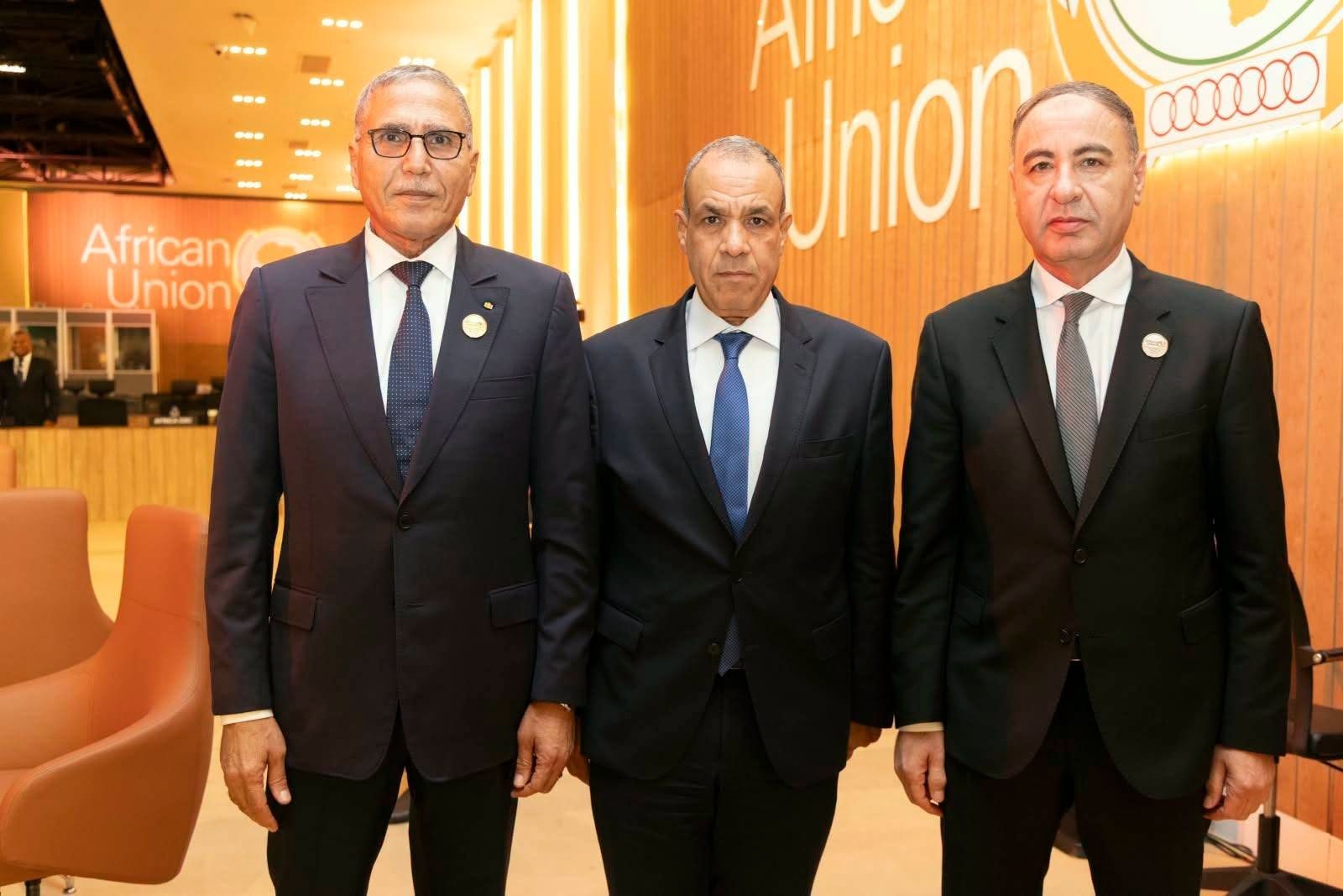 وزير الخارجية يعقد لقاءً ثلاثياً مع نظيريه التشادي والليبي لبحث سبل تعزيز التعاون في مجال مكافحة الإرهاب