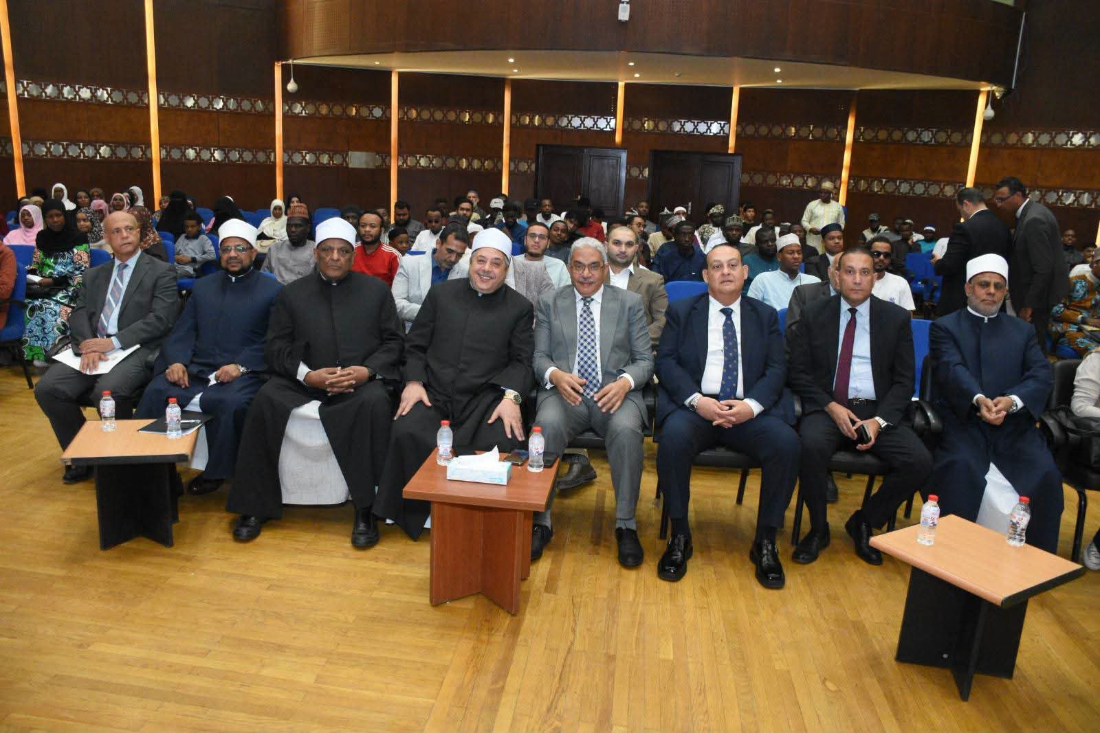 الشيخ أيمن عبدالغني يشهد ندوة «الأزهر والتعليم في أفريقيا» بجامعة الأزهر