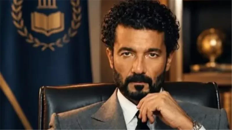 الفنان خالد النبوي