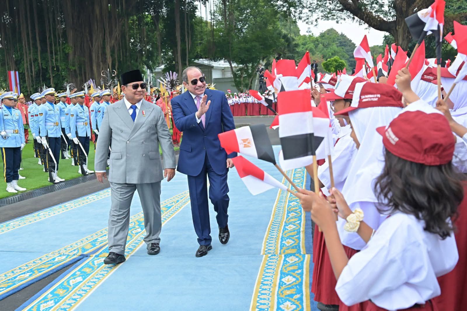 الرئيس السيسي يتوجه بالشكر لنظيره الإندونيسي في ختام زيارته لجاكرتا