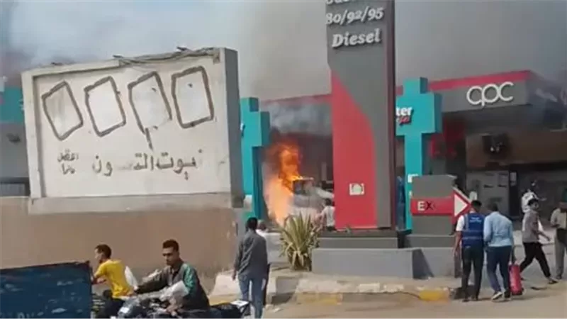 حريق داخل محطة بنزين بالوراق والحماية المدنية تتحرك للسيطرة على النيران