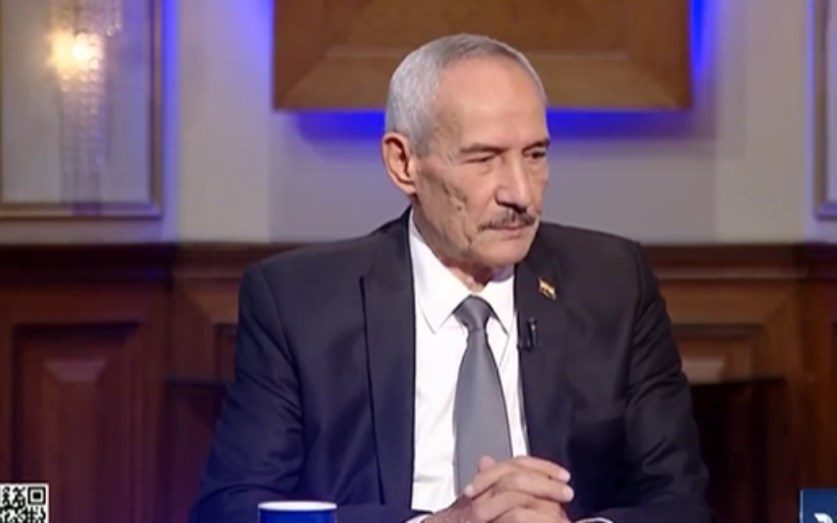 اللواء محمد قشقوش: الحوثيون تجاوزوا إطار القبيلة والانفصال يهدد مستقبل اليمن