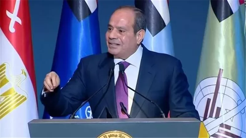 الرئيس السيسي: الرسوم الحالية للمرور لا تغطي تكلفة الاستثمارات في الطرق