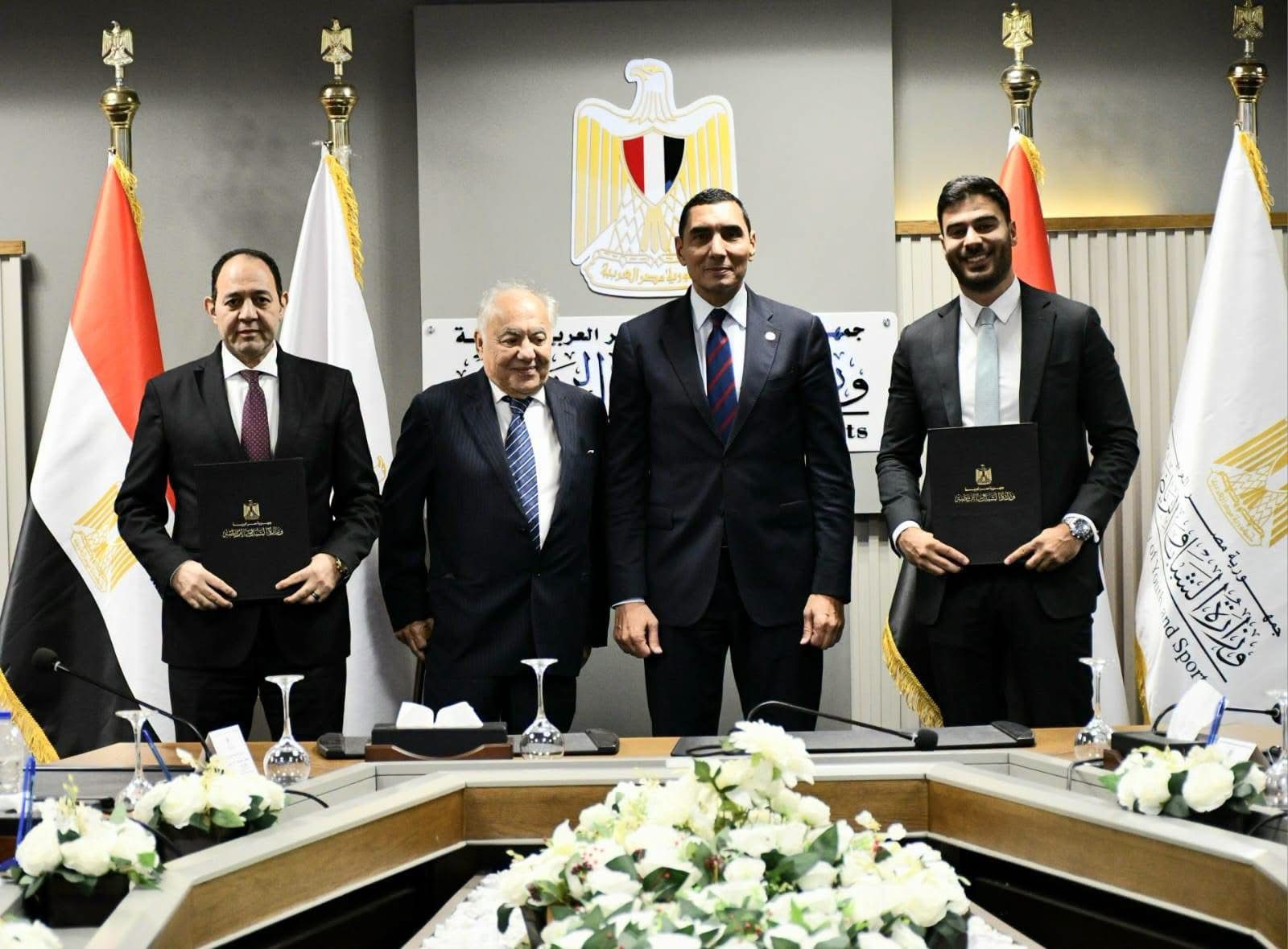 جوهر نبيل: الاستثمار في عقول الشباب وبناء قدراتهم لا يقل أهمية عن الاستثمار في الإمكانات المادية